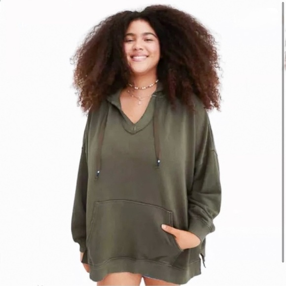 aerie Tops - Aerie Barefoot Hoodie Oversized V Neck Green Sweatshirt Sweater Distressed XS